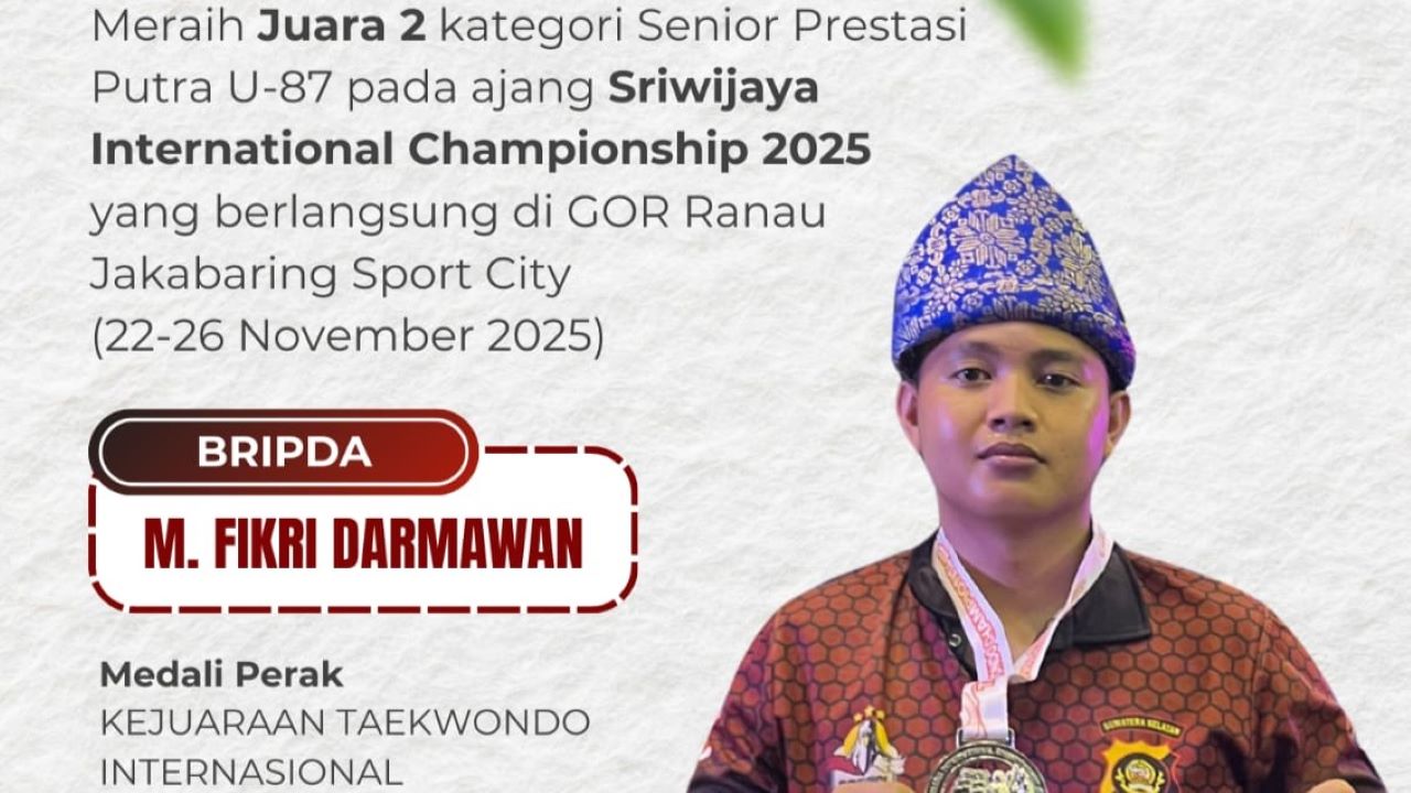 Bripda M. Dzaky Pratama Saat Menerima Medali Perak di Sriwijaya International Championship 2025