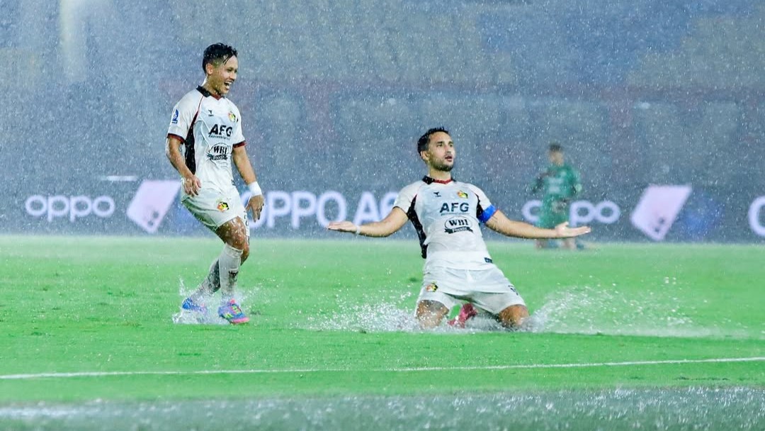 Duel Panas Persik Kediri vs Semen Padang di Stadion Brawijaya