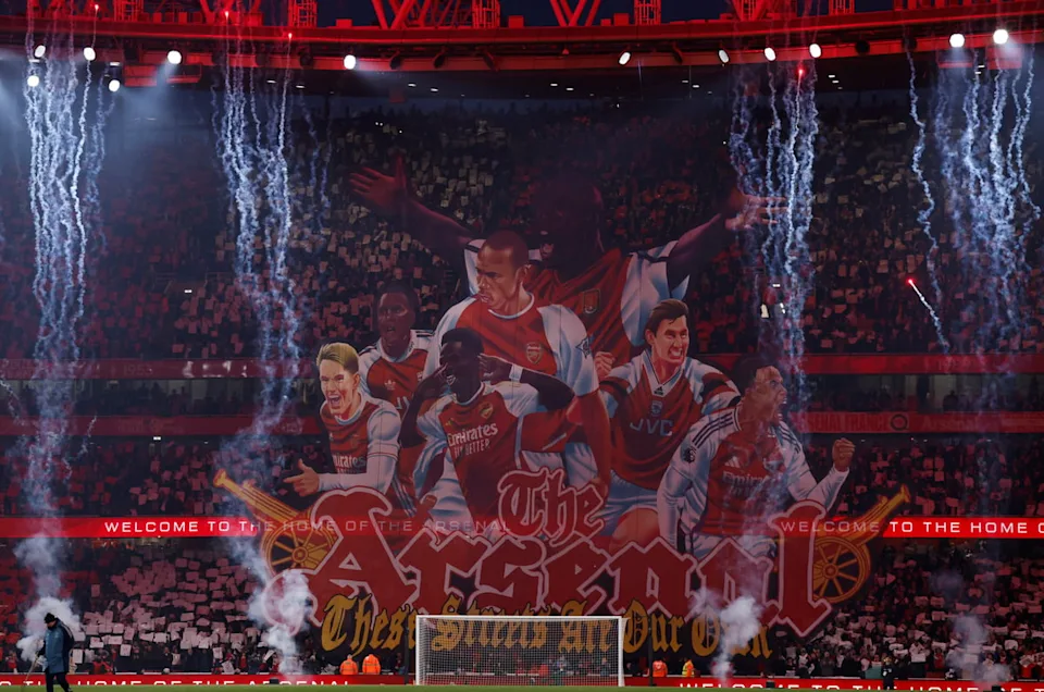 Tifo Arsenal saat North London Derby 2026