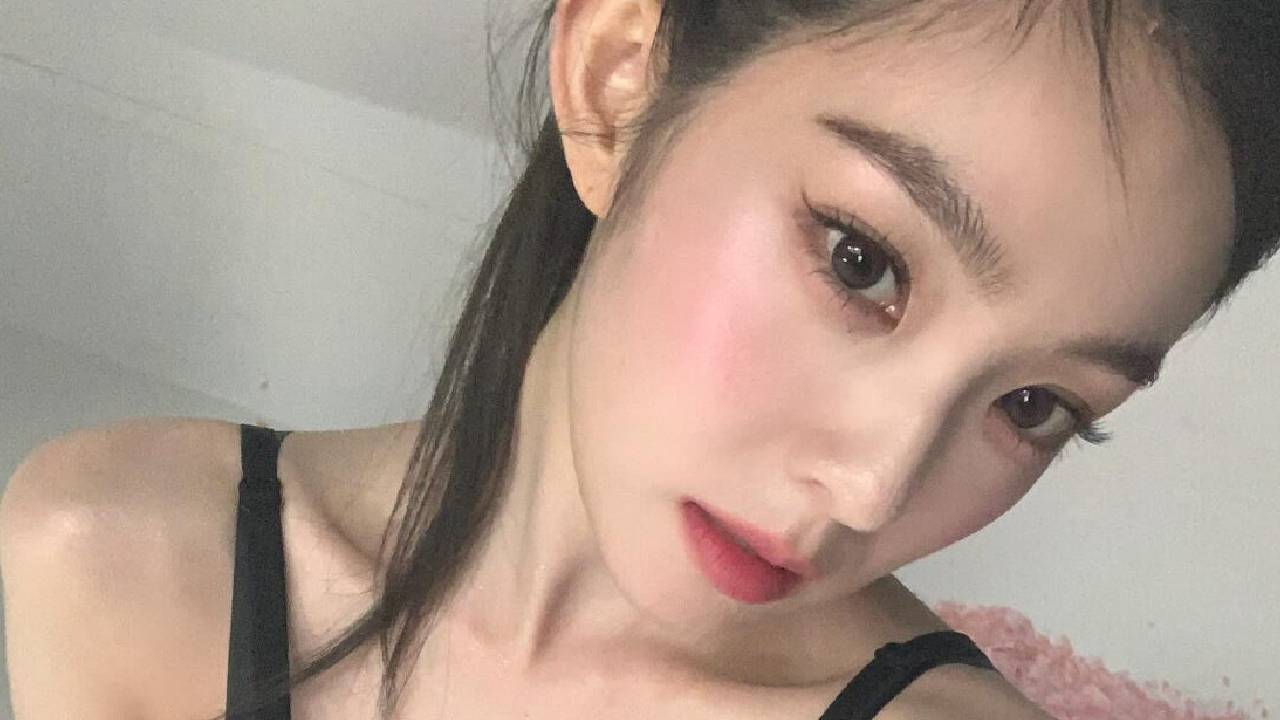 Irene Red Velvet bersiap merilis album penuh pertamanya pada akhir Maret.