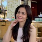 Cut Tari berbagi cerita tentang keseruan menjadi ibu rumah tangga sebelum kembali aktif di dunia hiburan.