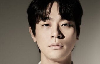 Park Jung Min saat membahas tantangan dan kepuasannya dalam memerankan karakter Park Geon di film 'HUMINT'.