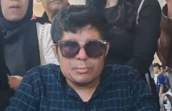 Sedih, Agus Salim kini ditinggal sang istri tercinta, Elmi Nurmala. [Suara.com/Tiara Rosana]