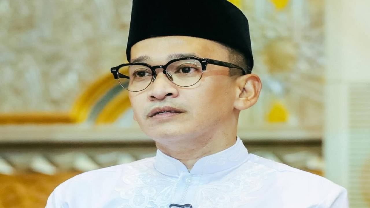 Ruben Onsu memilih membatasi pekerjaan selama Ramadan demi fokus ibadah dan kebersamaan.