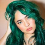 Potret Marshanda di era 90-an yang sukses membuka kembali memori kolektif satu generasi tentang sosok Lala dalam sinetron Bidadari.