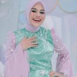 Atta Halilintar mengungkap keinginan adopsi anak laki-laki sambil menghormati keputusan Aurel Hermansyah menunda kehamilan.