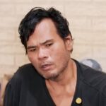 Fahmi Bo menunjukkan progres pemulihan dengan mulai mandiri berpindah dari tempat tidur ke kursi roda.
