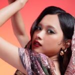 Risa Amel mencoba genre Hipdut sebagai langkah adaptasi mengikuti tren musik viral di media sosial.