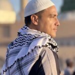 Aktor dan presenter Hamish Daud dalam perjalanan umrahnya, sebuah momen spiritual yang menandai babak baru dalam hidupnya setelah perceraian.