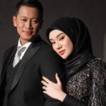 Clara Shinta, selebgram yang kini membuka sisi lain dari kehidupan rumah tangganya yang selama ini terlihat harmonis di media sosial.