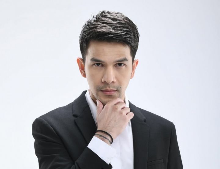 Jonathan Frizzy (Ijonk) menatap babak baru dalam kariernya, memadukan dunia akting dengan langkah strategis di bidang bisnis.