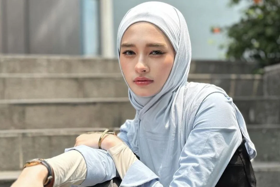 Permintaan maaf Inara Rusli yang disampaikan secara terbuka justru memicu reaksi tak terduga dari publik.